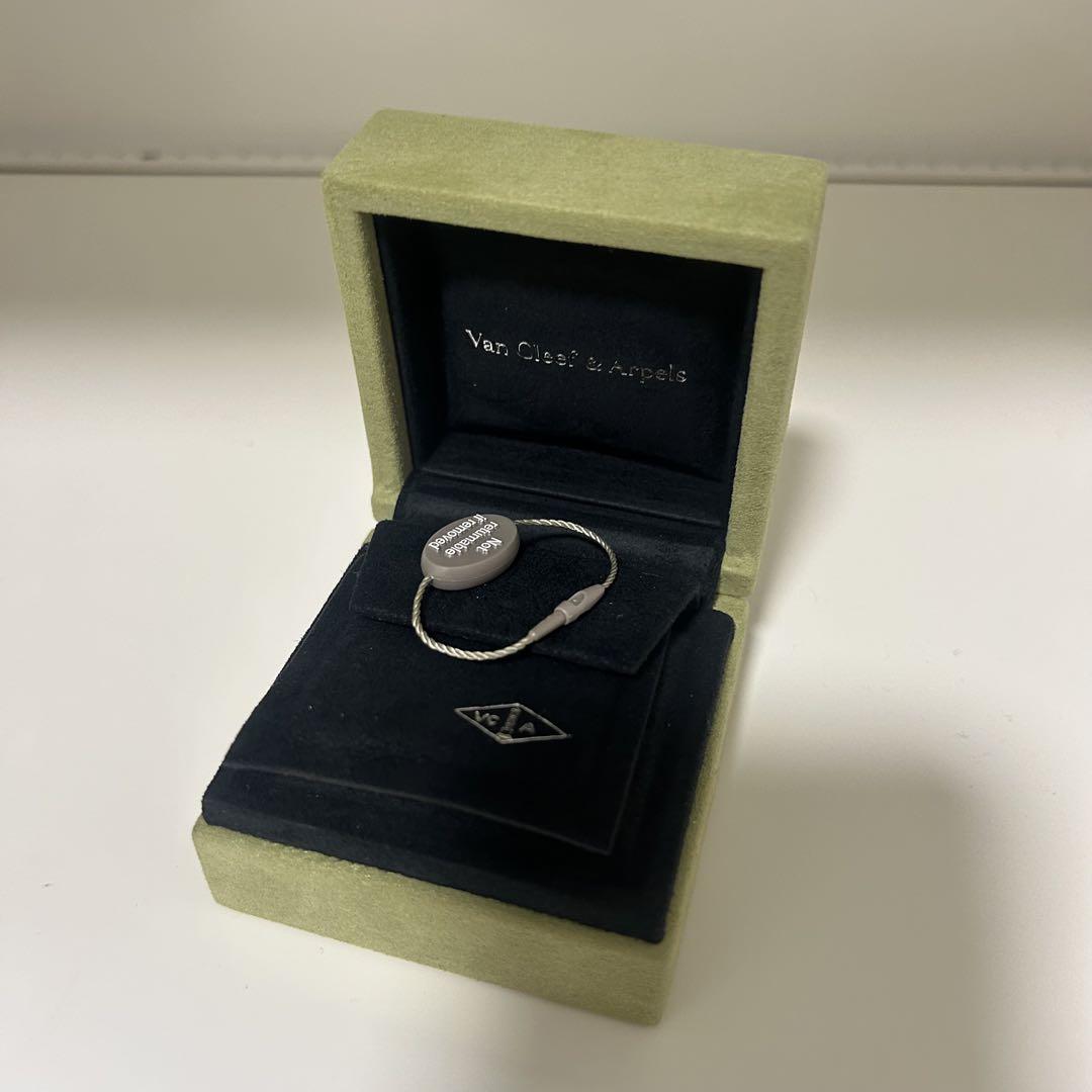 【美品】Van Cleef & Arpels ヴァンクリ　ピアスケース 新品未使用】ヴァンクリーフアーペル ピアスケース - メルカリ