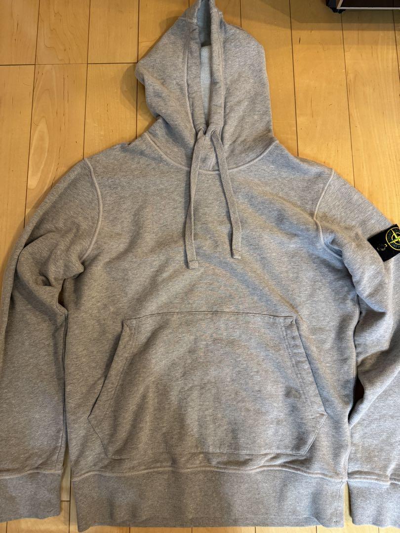 STONE ISLAND グレー フード付きスウェット　M