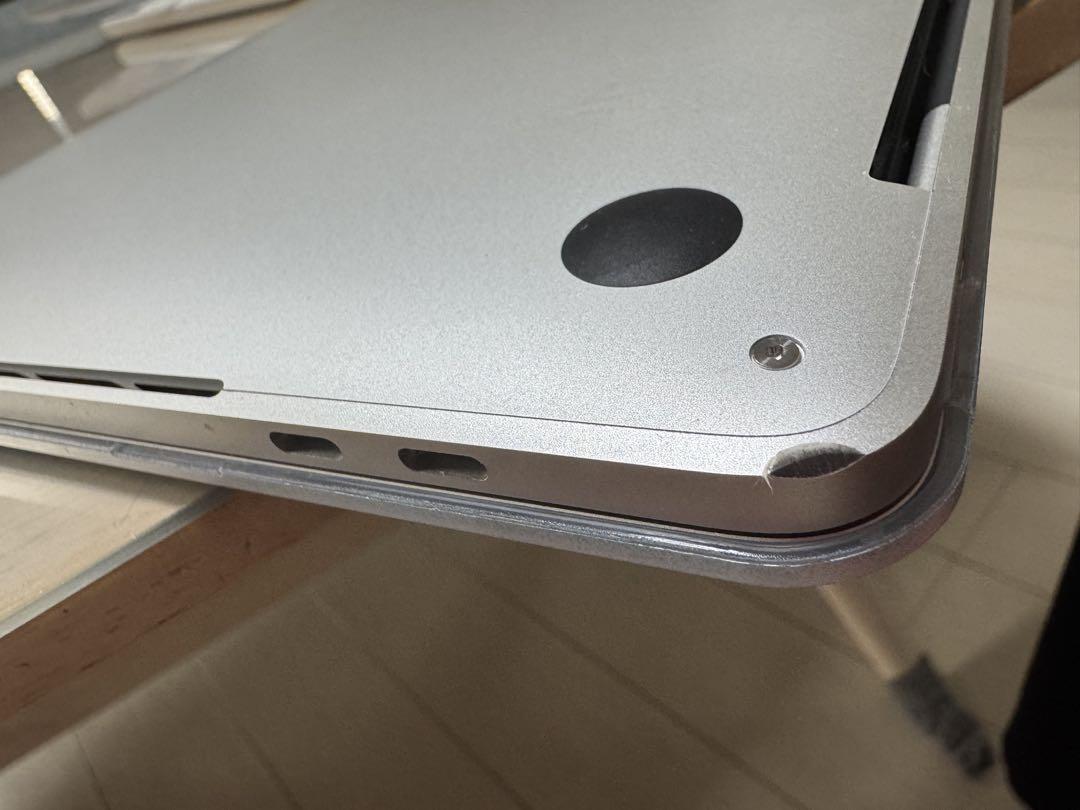 Apple MacBook Pro 2018 13インチ