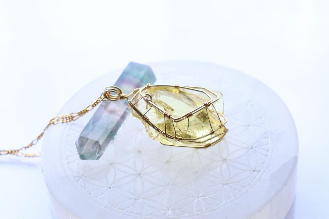 アンダラクリスタルワイヤージュエリーネックレス✧セレスチャルイエロー✧ペンダント