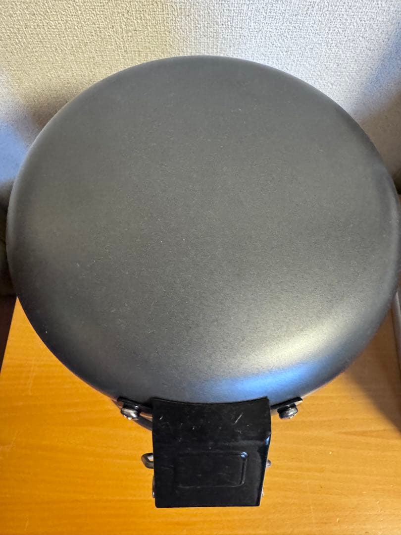 グレー 円筒形ゴミ箱