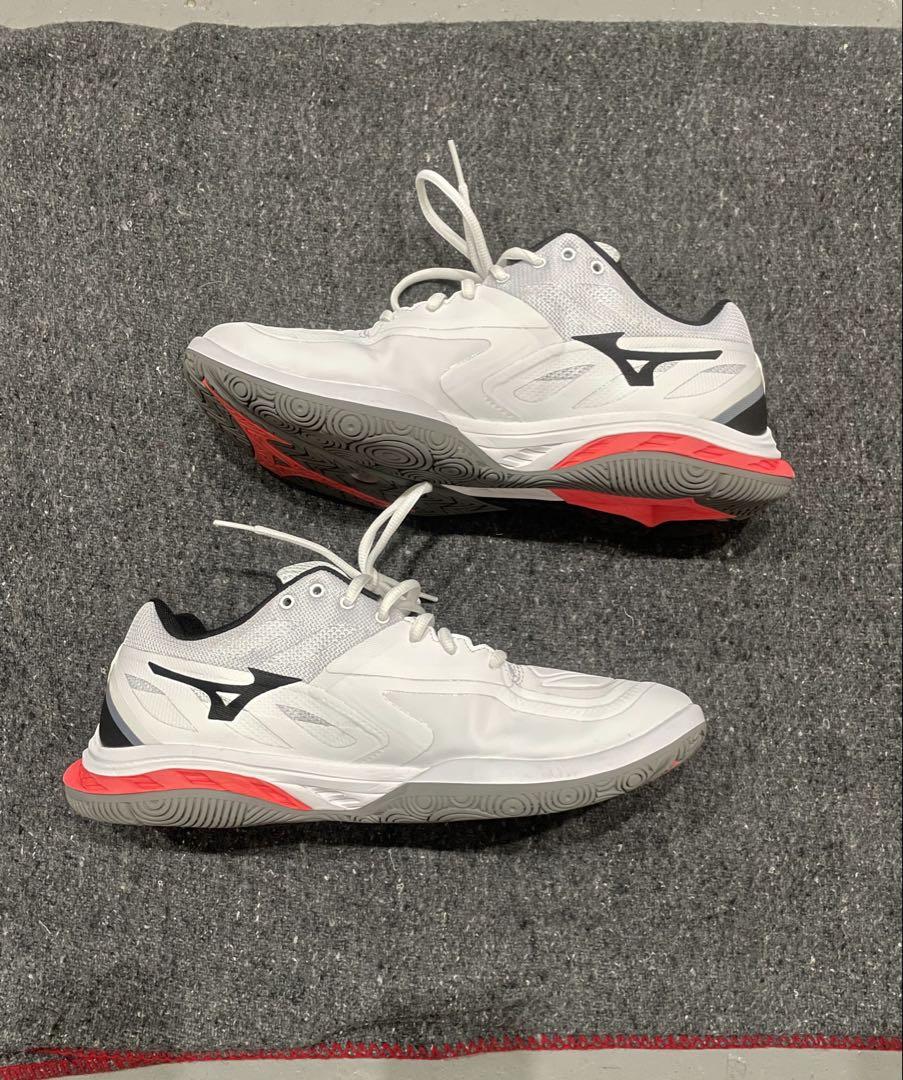 シューズ MIZUNO WAVE FANG2