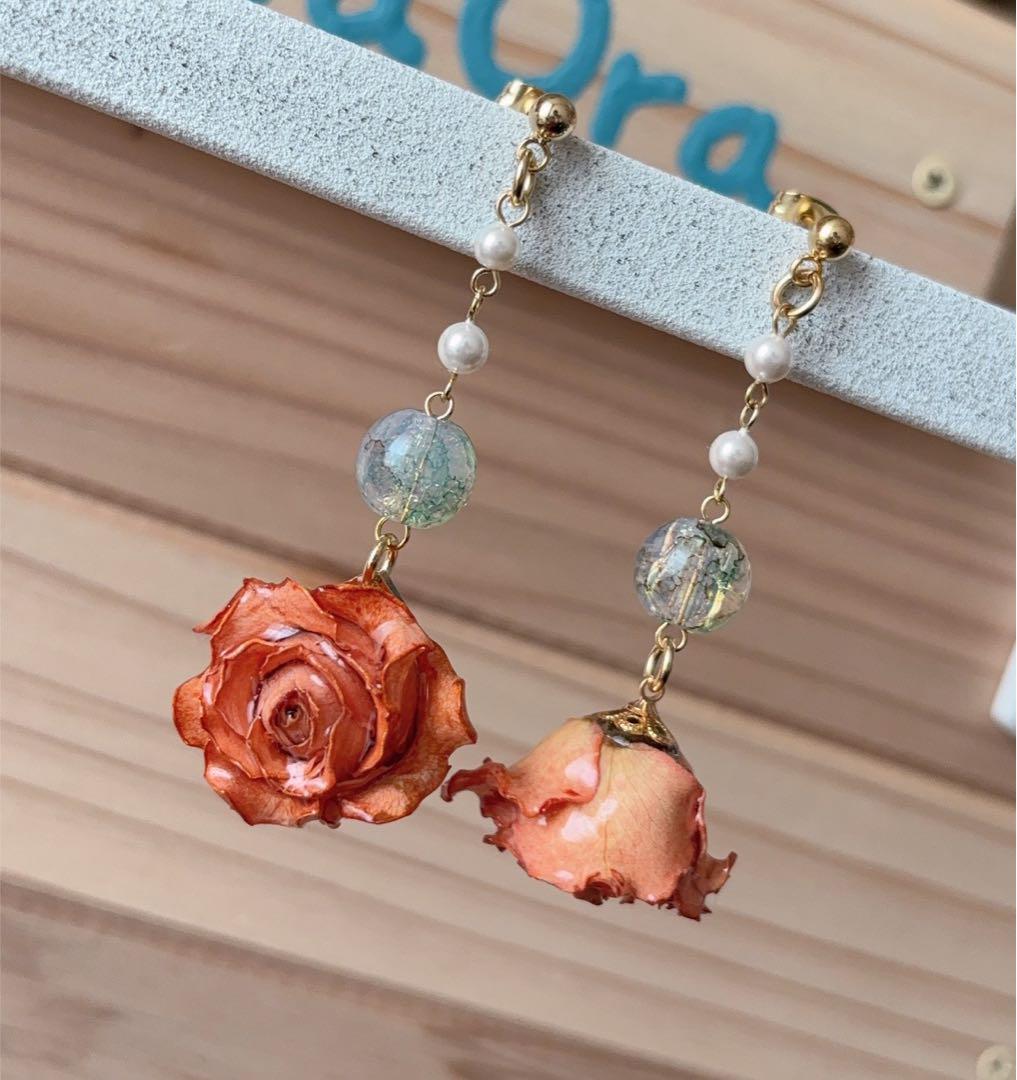 【専用ページ】ミニ薔薇 ピアス2点・ネックレスおまとめ