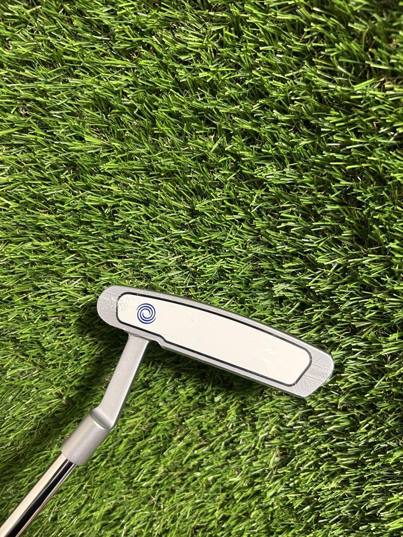 レディース新品！オデッセイ WHITE HOT OGパター 32インチカバー付青
