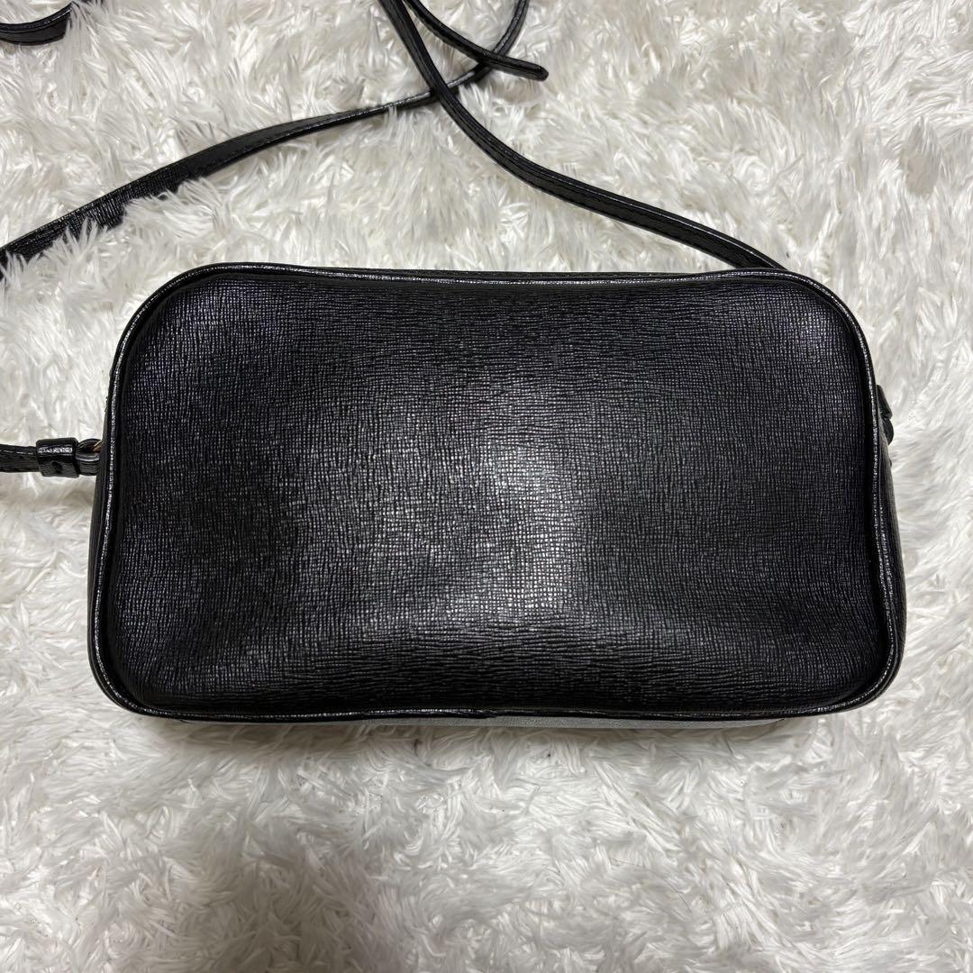 ショルダーバッグ レザー