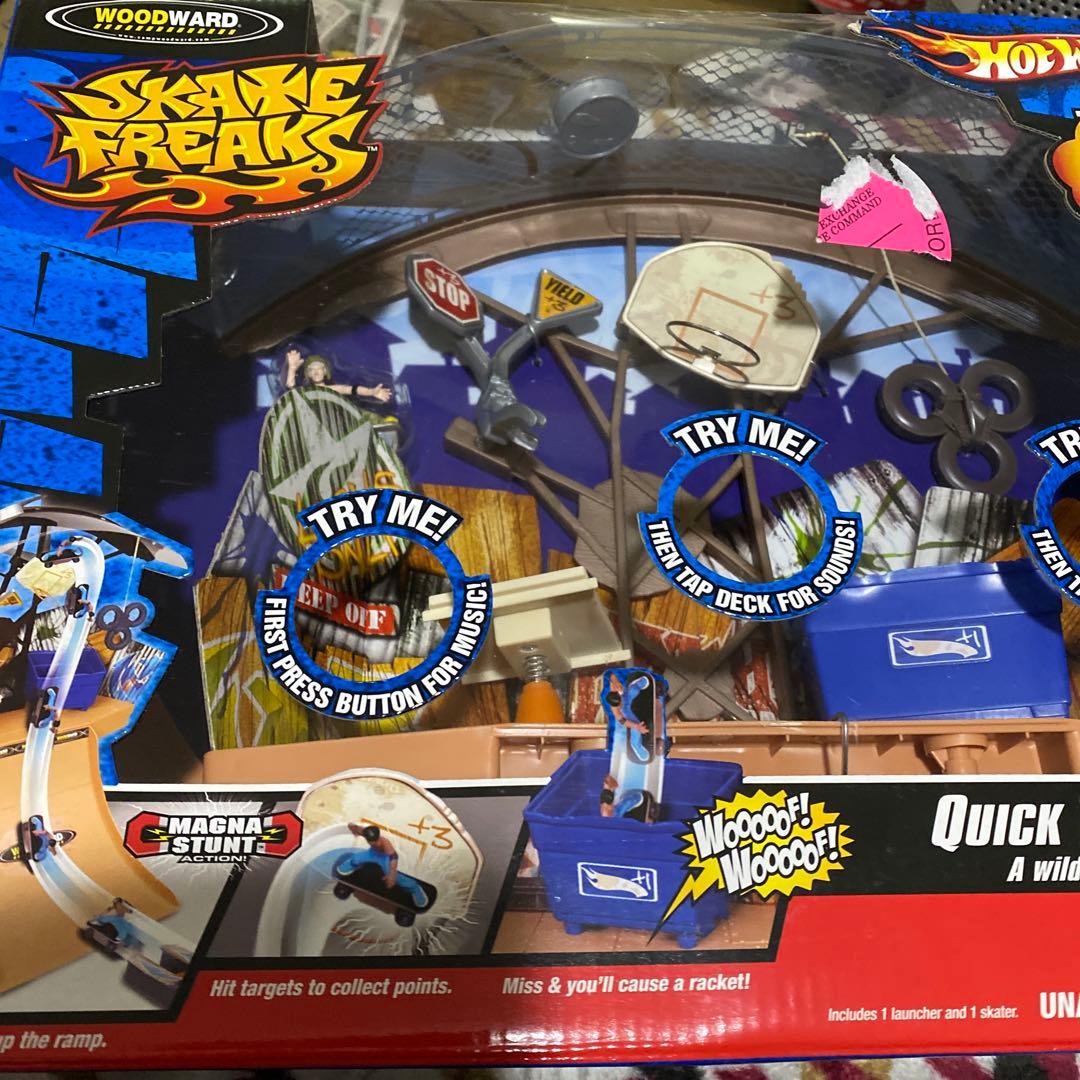 ホットウィール　スケートフリークス　クイックトリックスケートパーク