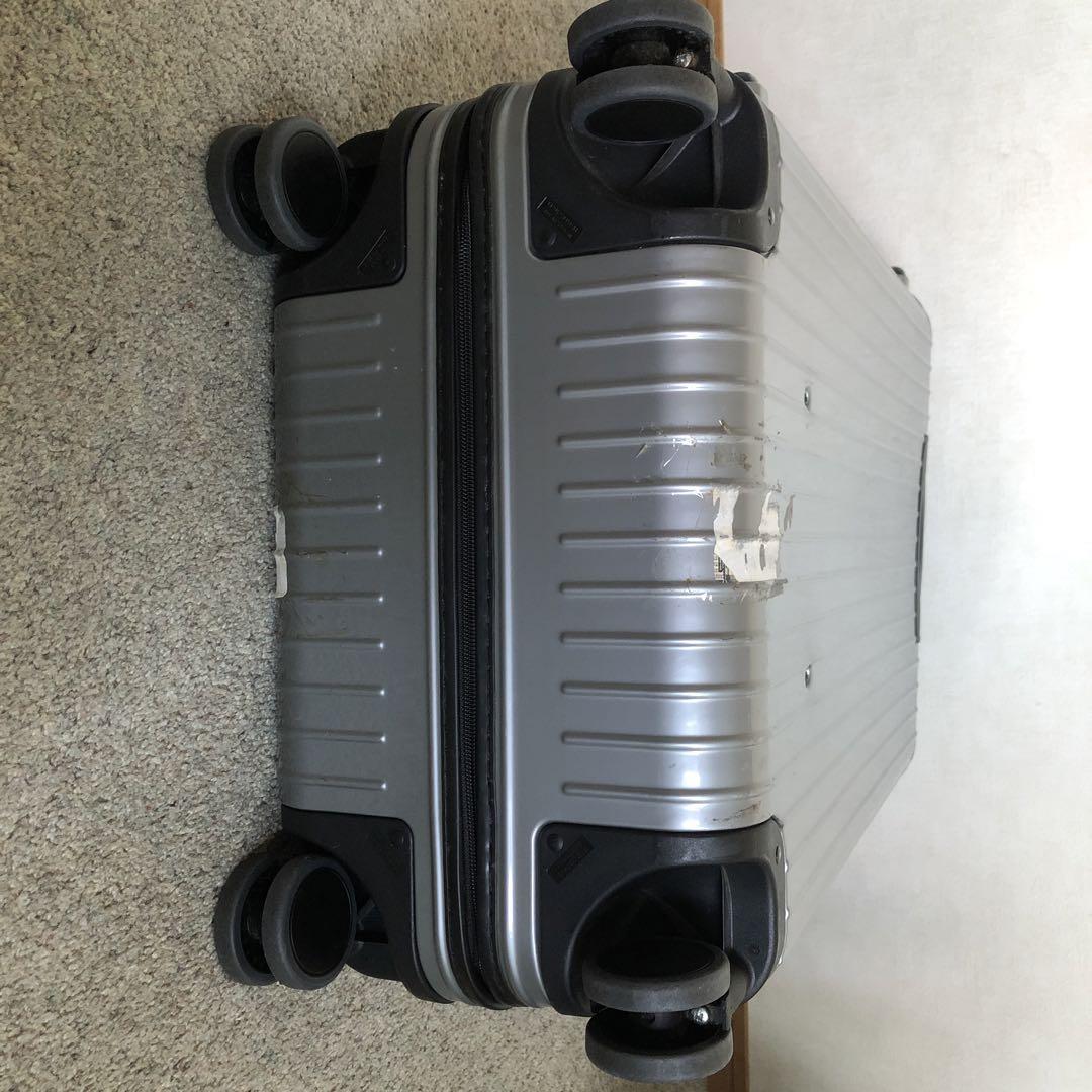 RIMOWA シルバー キャリーケース