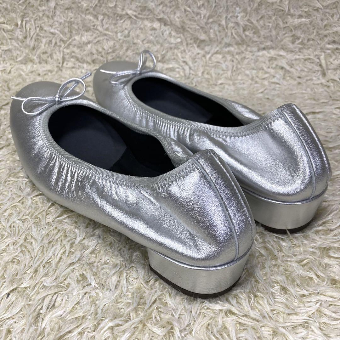 『極美品』クルン　アデル　シルバー　チャンキーヒール　リボン　パンプス　レザー