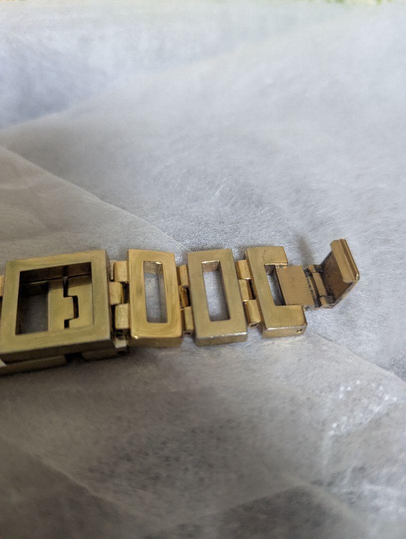 【美品】定価96500円　D&G ゴールド腕時計　真正品証明書付き