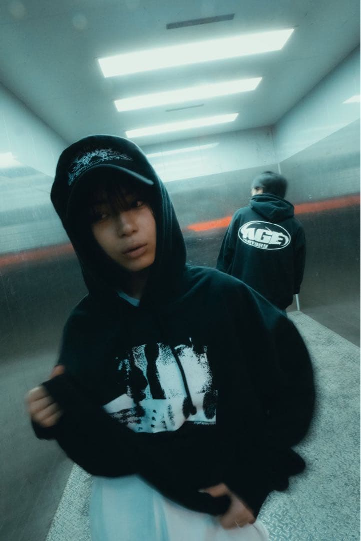 AGE FACTORY ブラック フード付きパーカー M