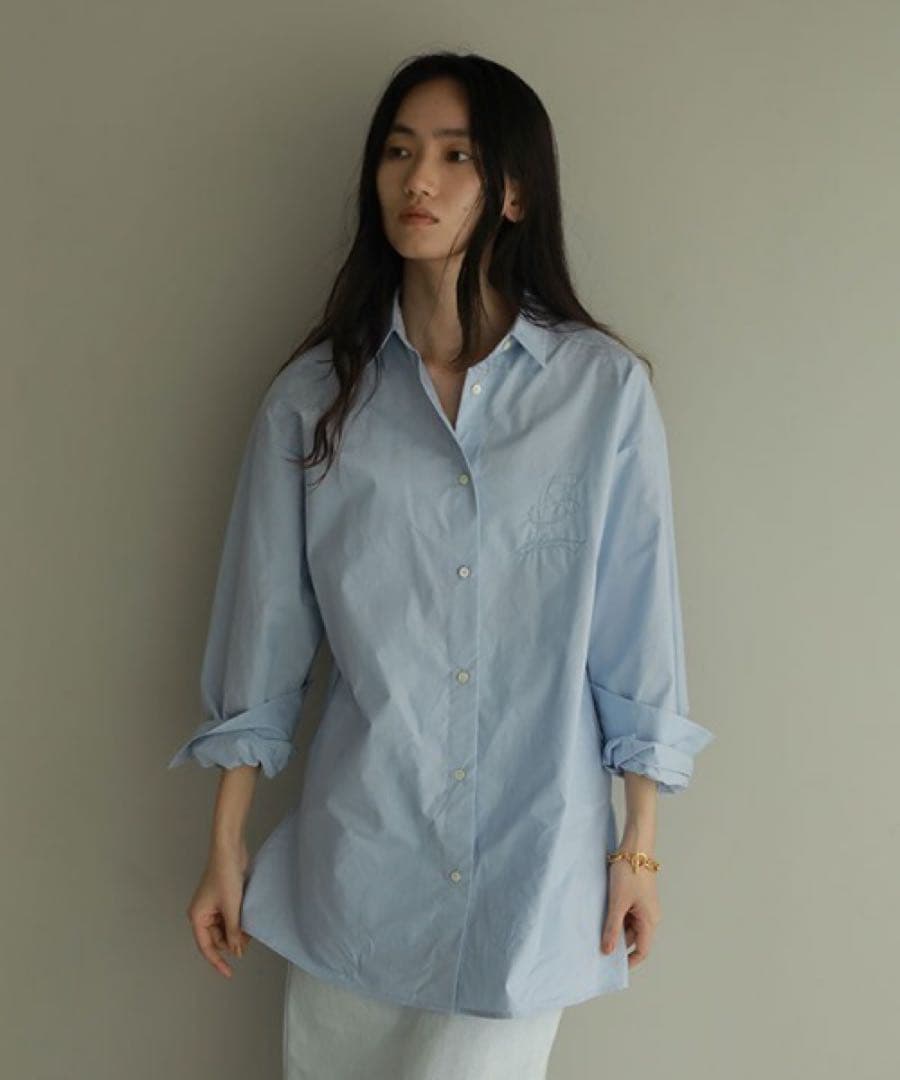 ETRE TOKYO エンブロイダリーシャツ ブルー ETRE TOKYO エンブロイダリーシャツ ブルー