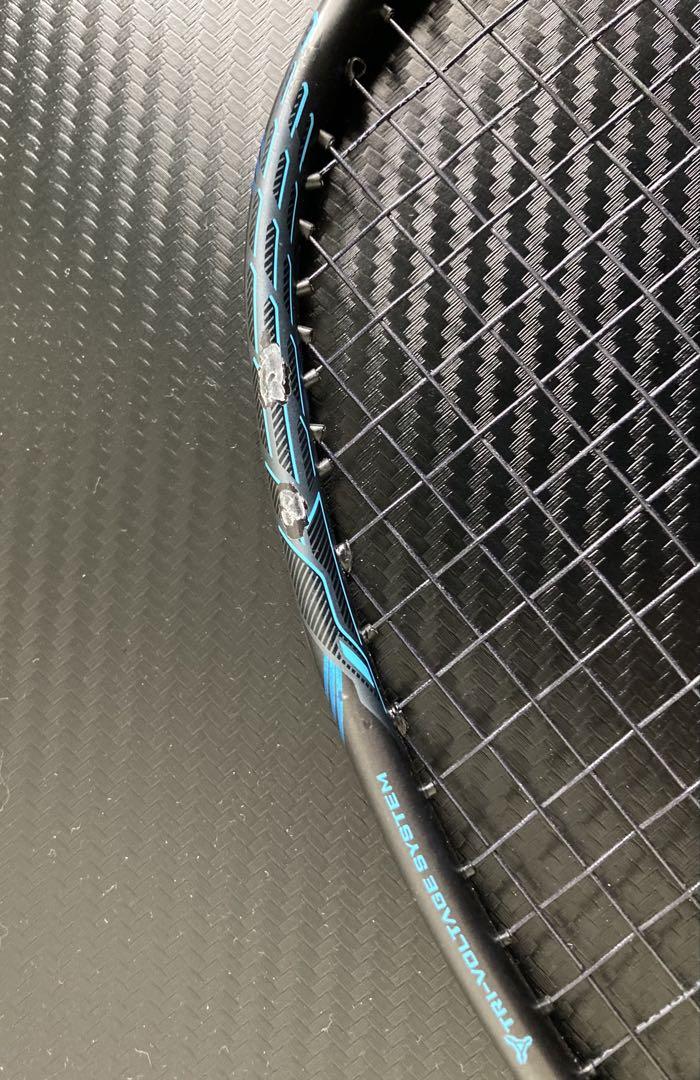ヨネックス ボルトリックZフォース2 3UG5
