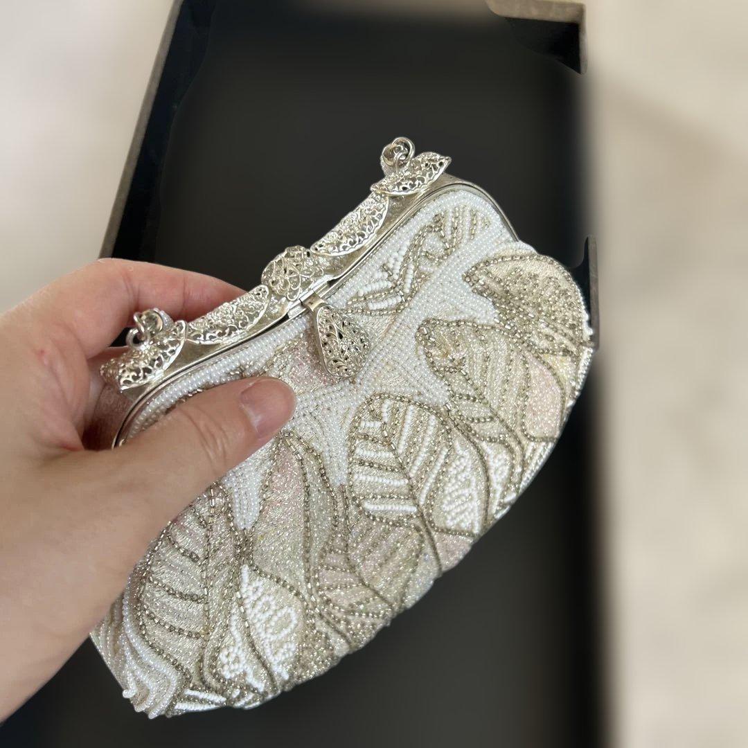 ニアナ niana リーフパターンビーズ刺繍ハードパーティー