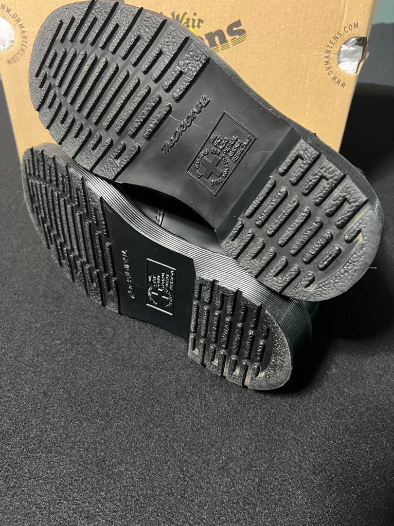 ドクターマーチン　チェルシーブーツ　2976MONO BLACK