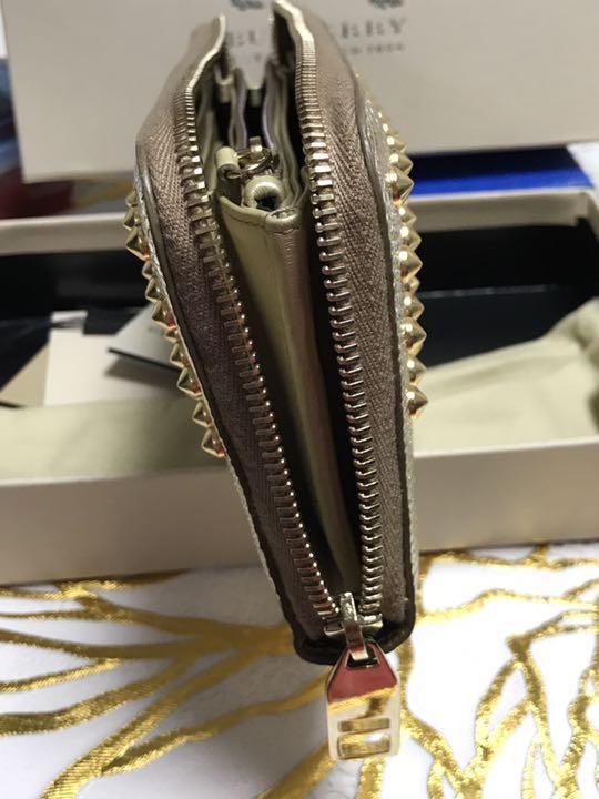 国産定番 ゆり様専用美品バーバリー 長財布 ゴールド 6NR4u-m54172381597 BURBERRY お得超特価