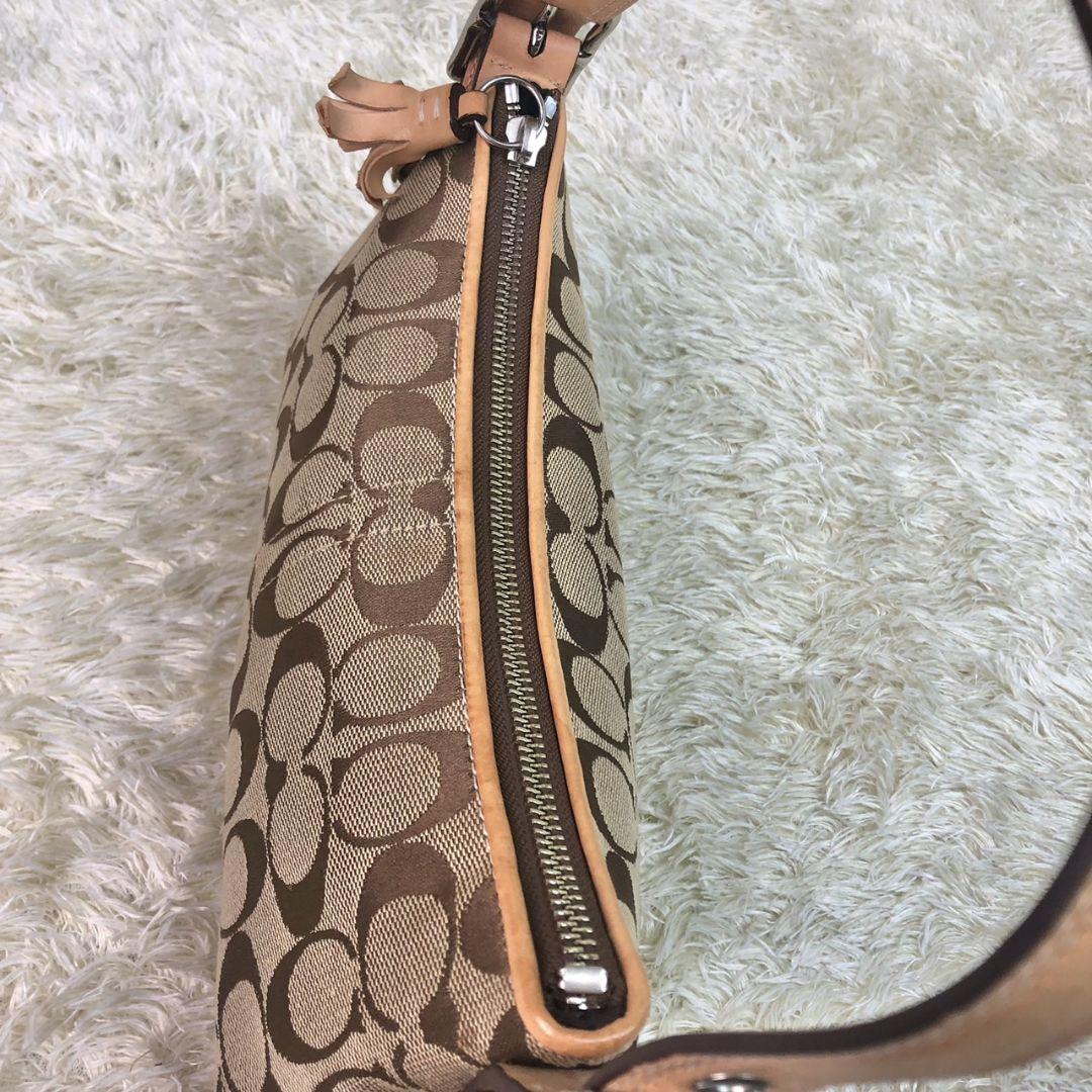 極美品 COACH ハンドバッグ アクセサリーポーチ 8K01 シグネチャー