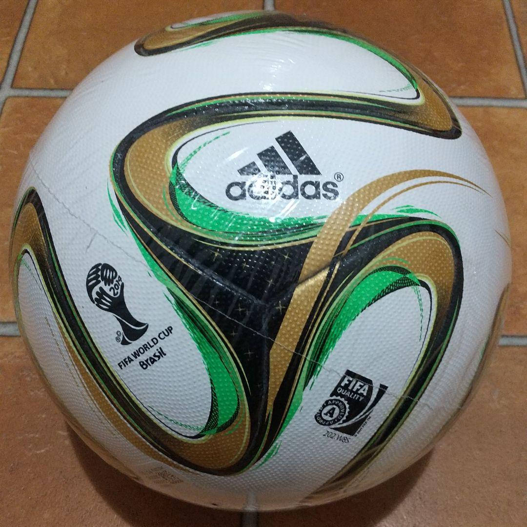 ゆうゆうメ︽ 期間限定❣️adidasブラズーカbrazucaファイナル FIFA公式球廃盤品 6K1Jl-m54173815751 があります