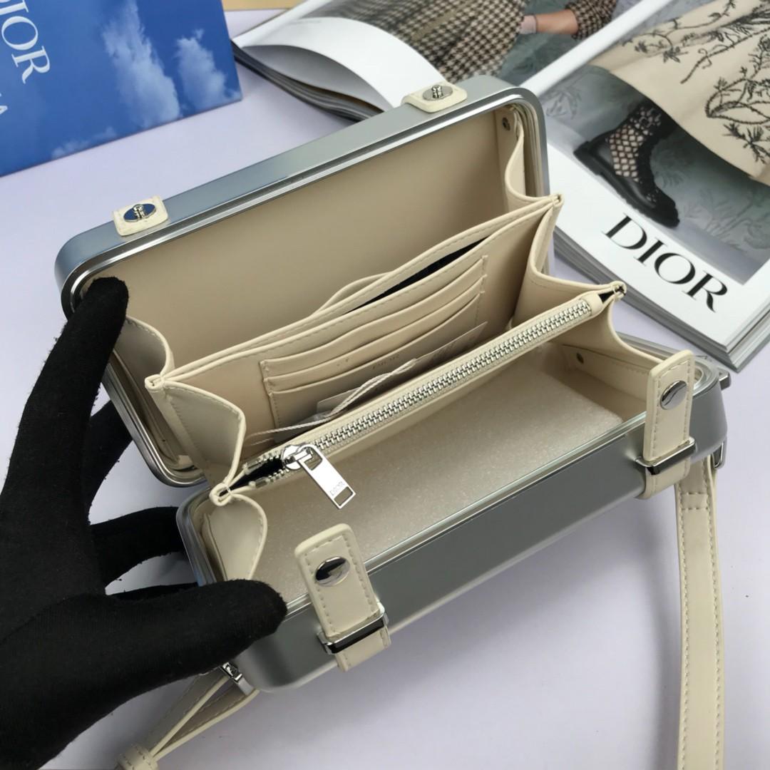 美品? Diorディオールショルダーバッグ 美品? Diorディオールショルダーバッグ