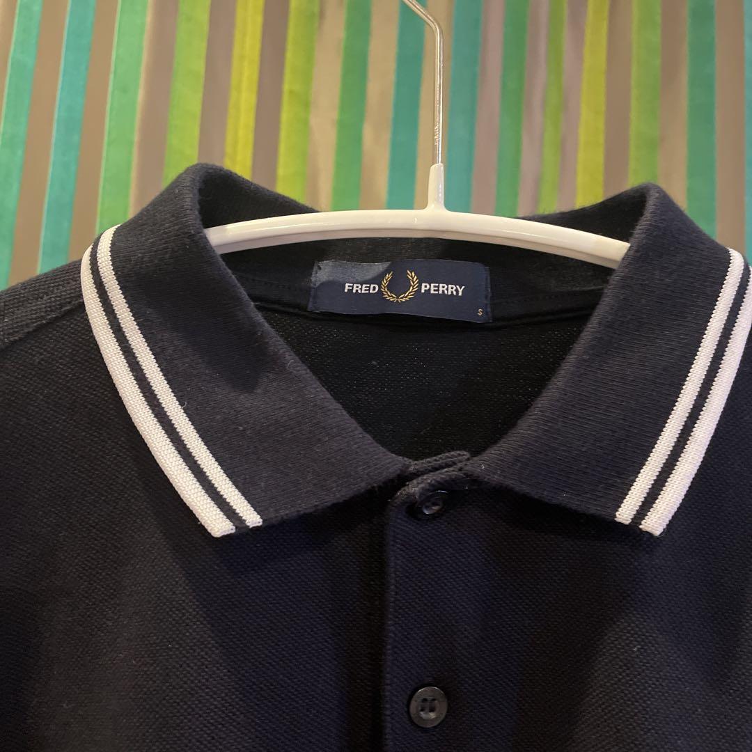 FRED PERRY ポロシャツ　ブラック　S