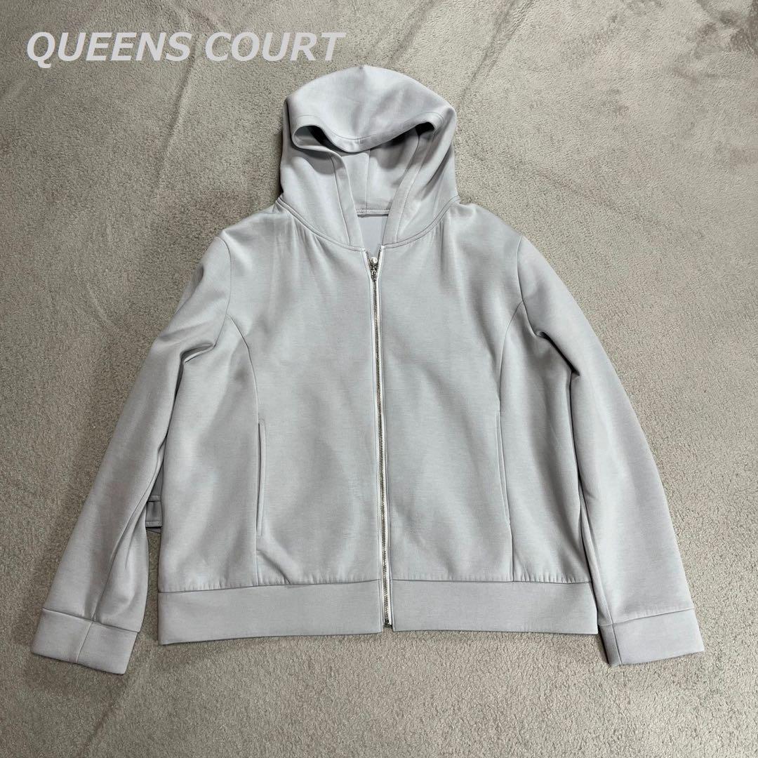 QUEENS COURT バックフリルデザインパーカー