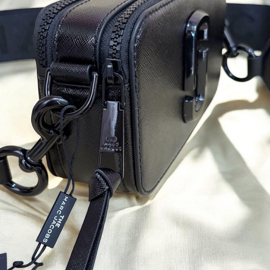 【新品・未使用】MARCJACOBS スナップショット カメラバッグ ブラック 【新品・未使用】MARCJACOBS スナップショット カメラバッグ ブラック