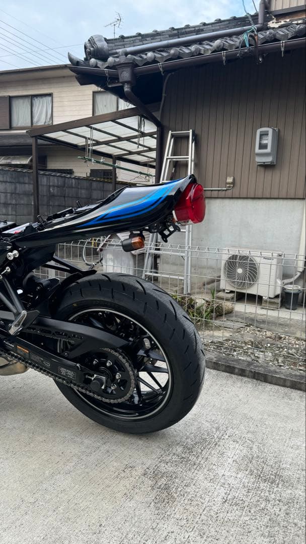 z900rs アーキ　ロングテール