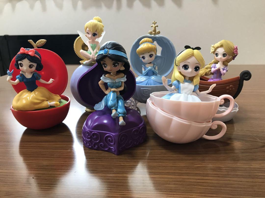 【極美品】ディズニープリンセス　カプキャラヒロインドール　１５点セット