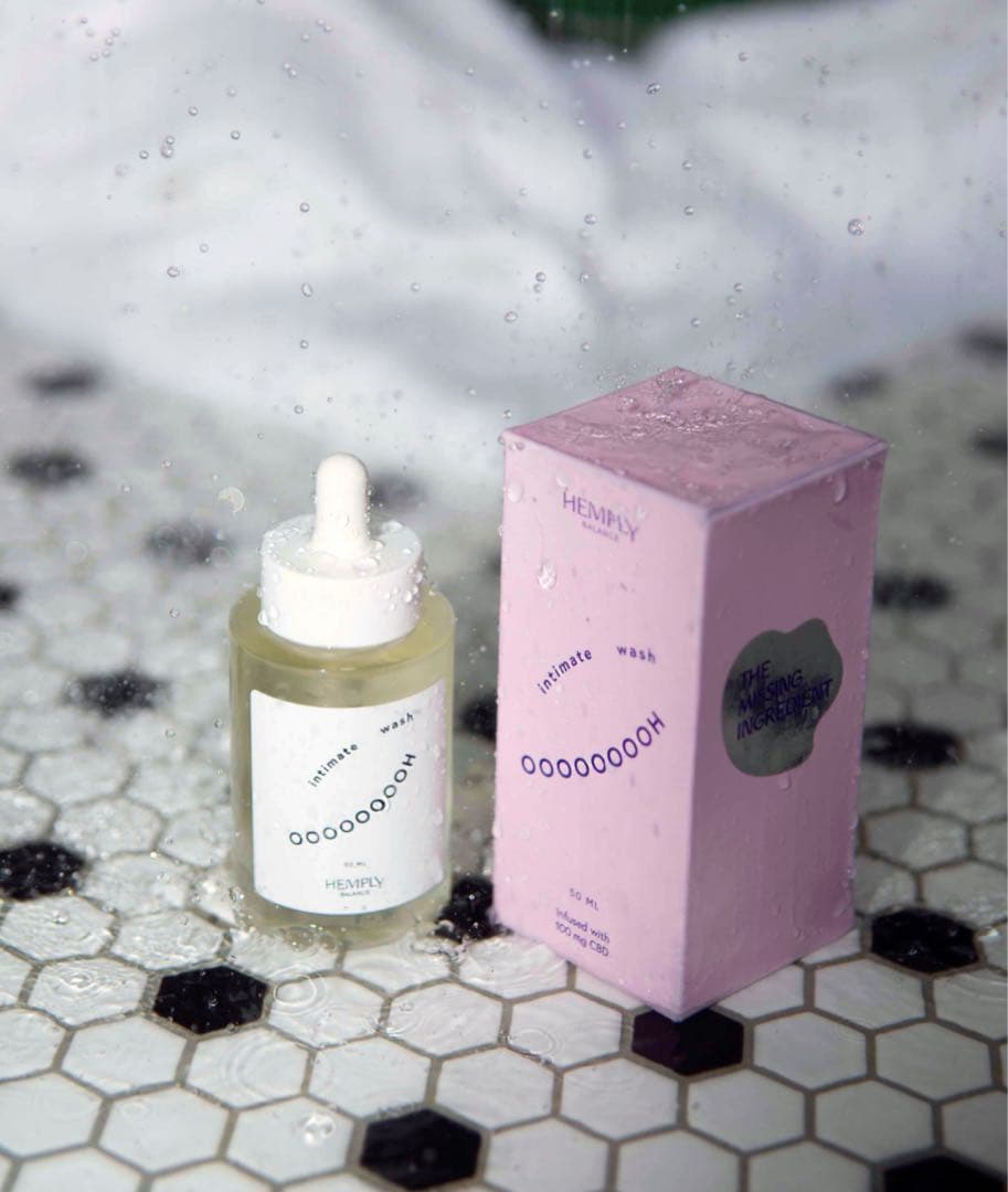 新品未開封 hemply Cインティメイトウォッシュヘンプリーバランス 5,100円