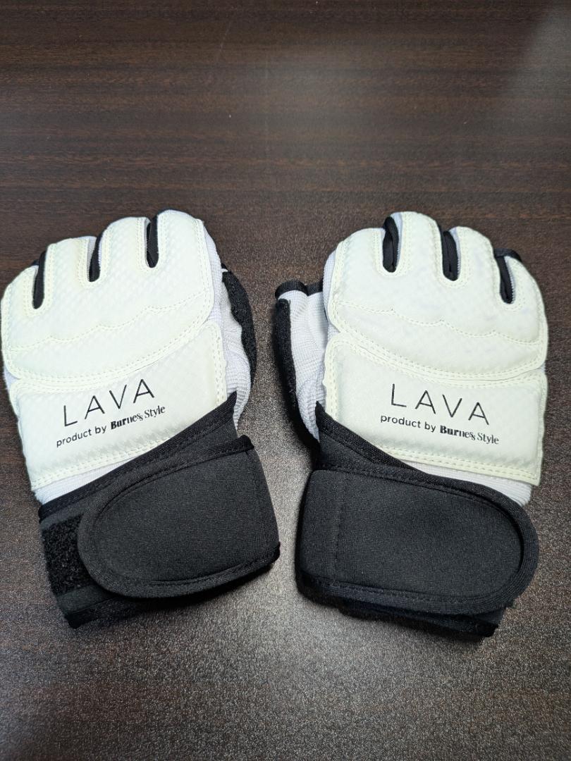 LAVA　キックボクシング　グローブ　BurnesStyle　バーネス　Mサイズ