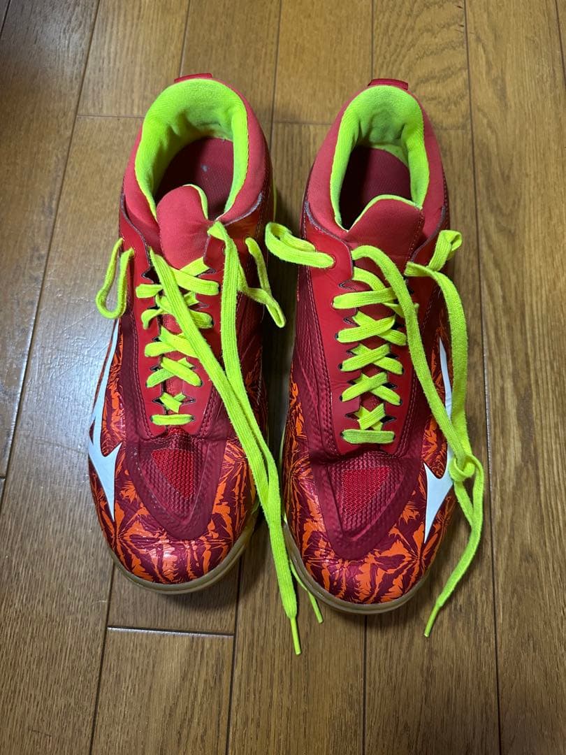 ミズノ ウエーブドライブNEO レッド×ホワイト×イエロー