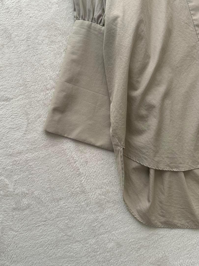 ヴェルメイユパーイエナ　高密度ブロードドルマンスリーブシャツ　ブラウス　ベージュ