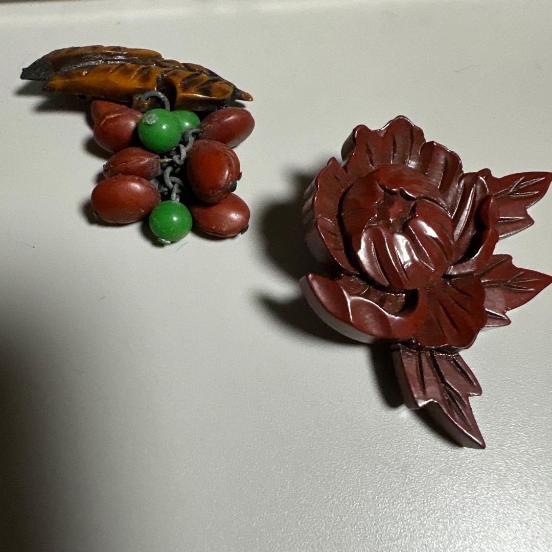 ユニークな木製・プラスチックアクセサリーセット1 ユニークな木製・プラスチックアクセサリーセット1