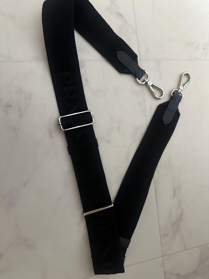 PRADA プラダ