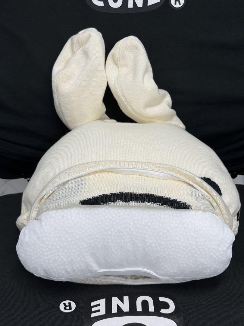どらりん　美品レア　CUNE クッション うさぎビーズクッション