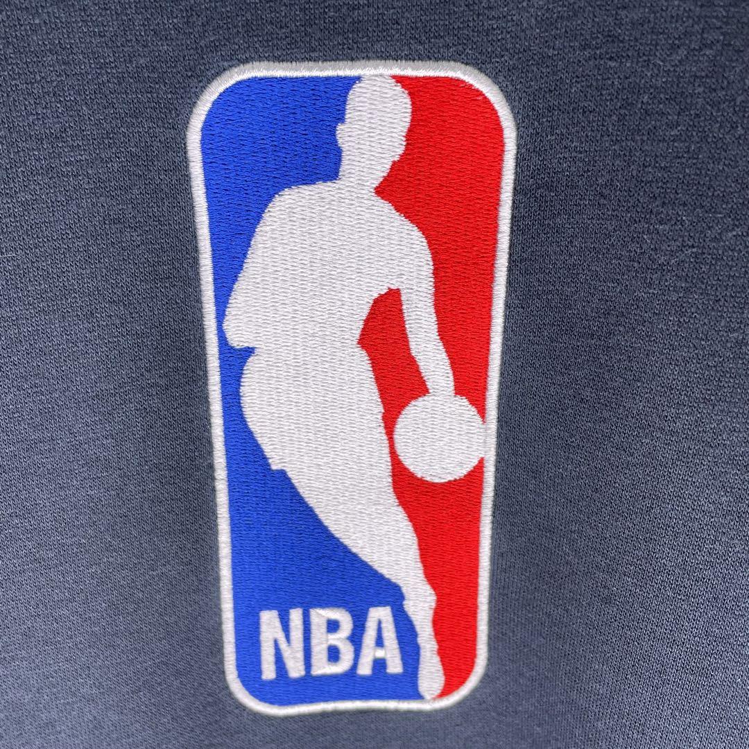【24時間以内　匿名発送】ナイキSB パーカー　NBAセンターロゴ　黒　Lサイズ