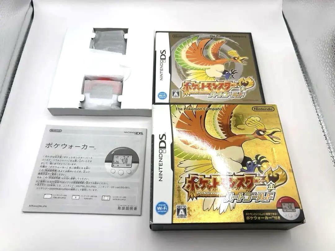 ほぼ新品　ポケットモンスター ハートゴールド DS 特典付きニンテンドーDS