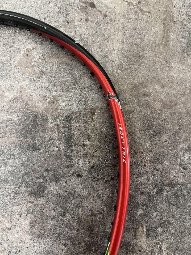 アストロクス88d バドミントンラケット