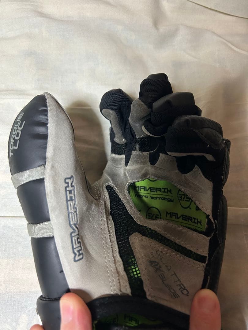 ラクロス ゴーリーグローブ(MAVERIK M4) ラクロス ゴーリーグローブ(MAVERIK M4)