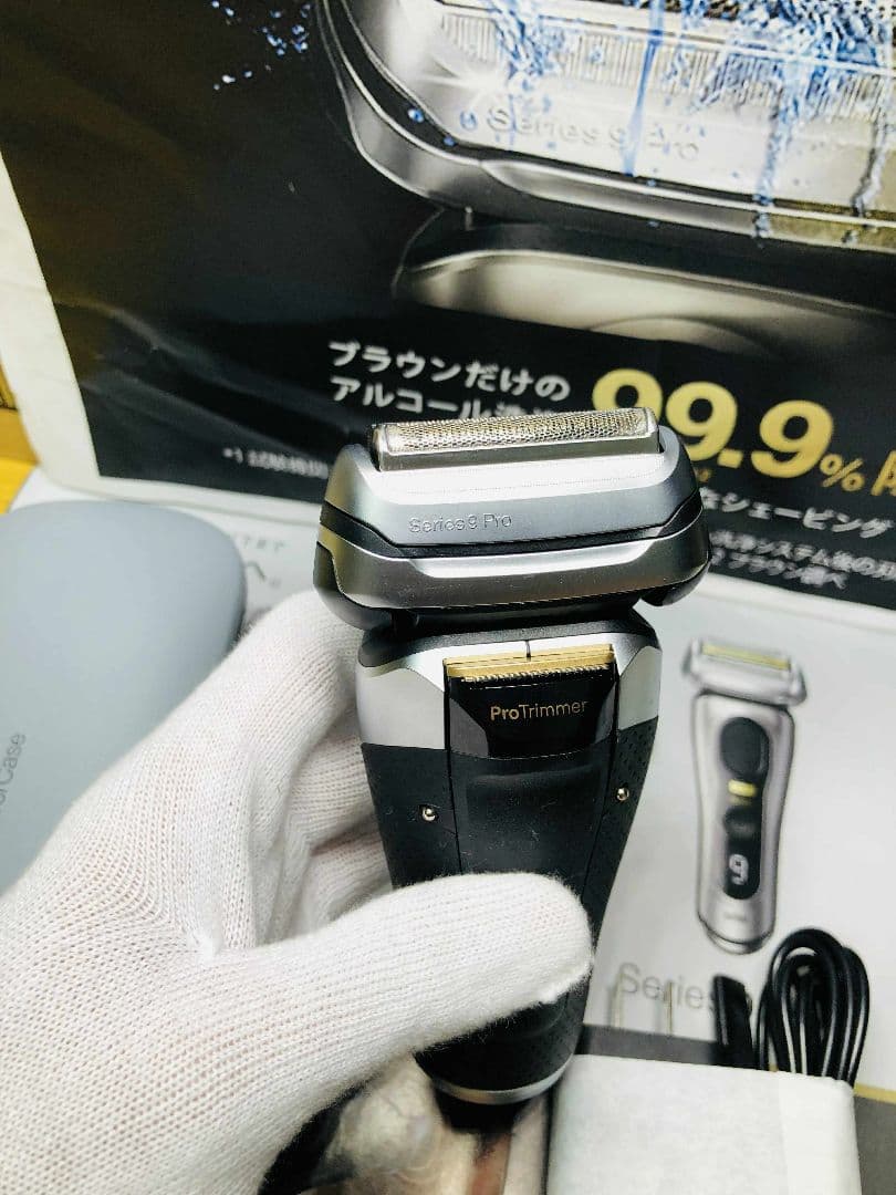 展示、未使用品】ブラウンシリーズ9Pro+ 9517s 充電トラベル