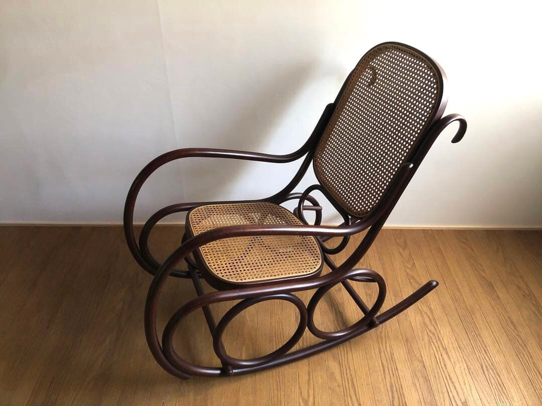 秋田木工社製 ロッキングチェア 籐張り仕様 曲木椅子 民藝 ジャパニーズモダン 秋田木工社製 ロッキングチェア 籐張り仕様 曲木椅子 民藝 ジャパニーズモダン