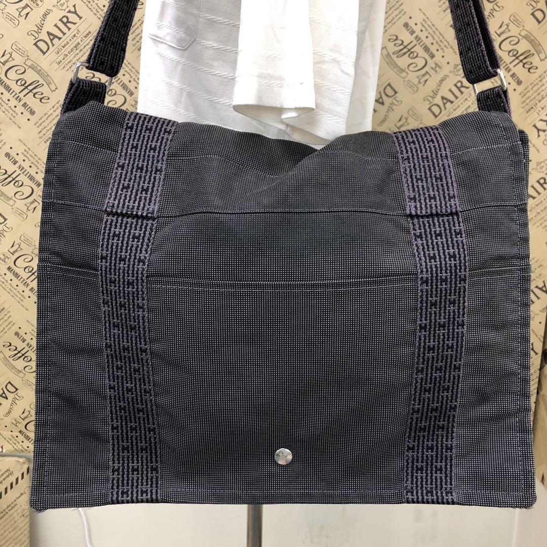 エルメス エールライン バサス ショルダー バッグ グレー キャンバスEZ624 エルメス エールライン バサス ショルダー バッグ グレー キャンバスEZ624