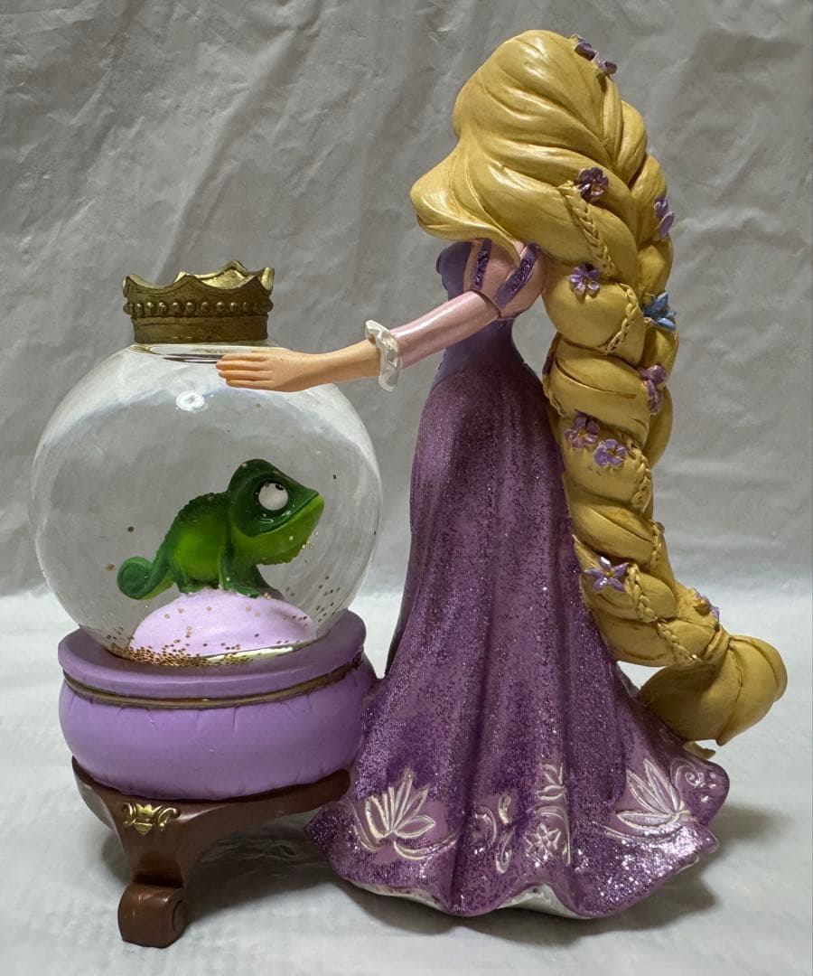 スノーグローブ新品、♥