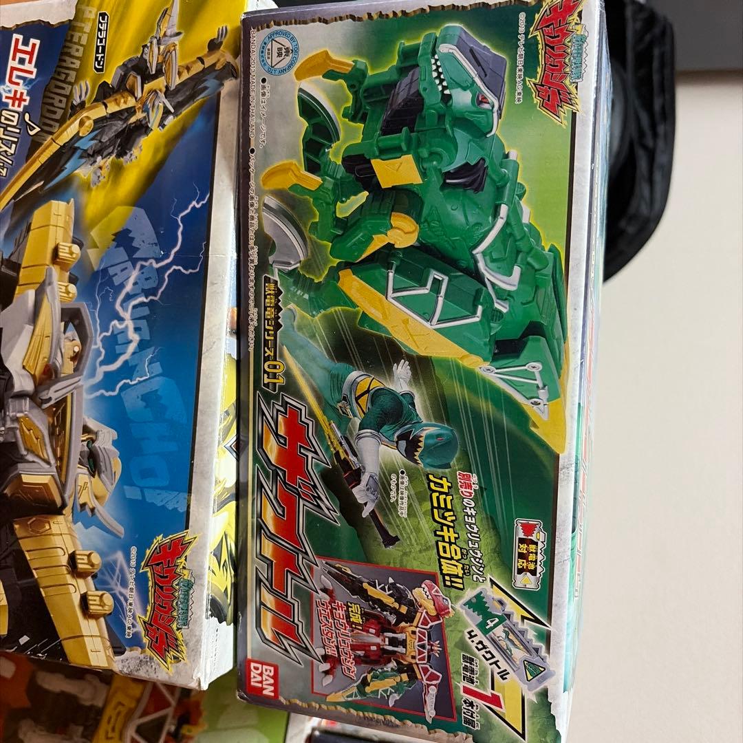キョウリュジャー　まとめ売り 獣電戦隊キョウリュウジャー まとめ売り