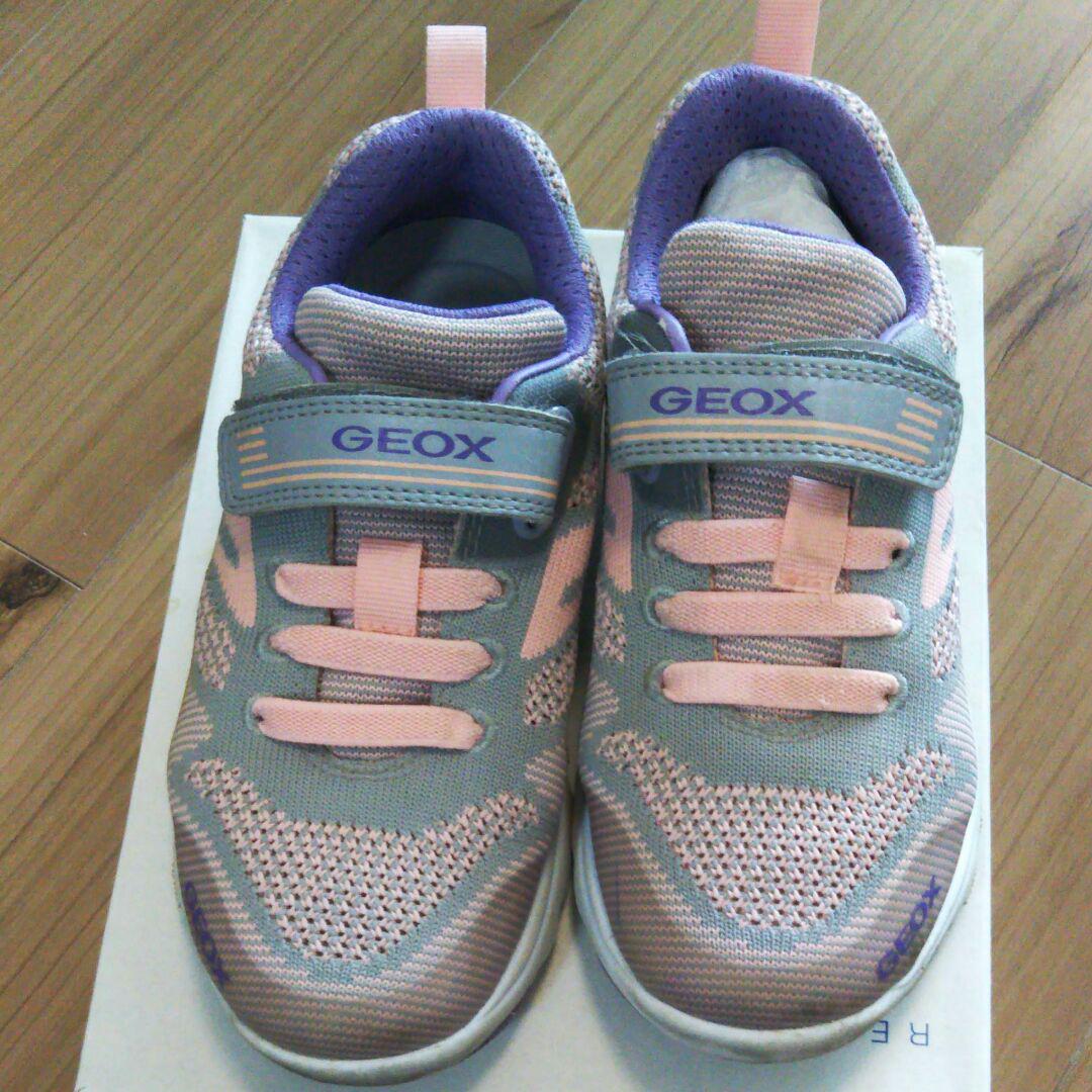 メルカリ Geox 女の子スニーカー センチ 2 555 中古や未使用のフリマ メルカリ Geox 女の子スニーカー センチ 2 555 中古や未使用のフリマ