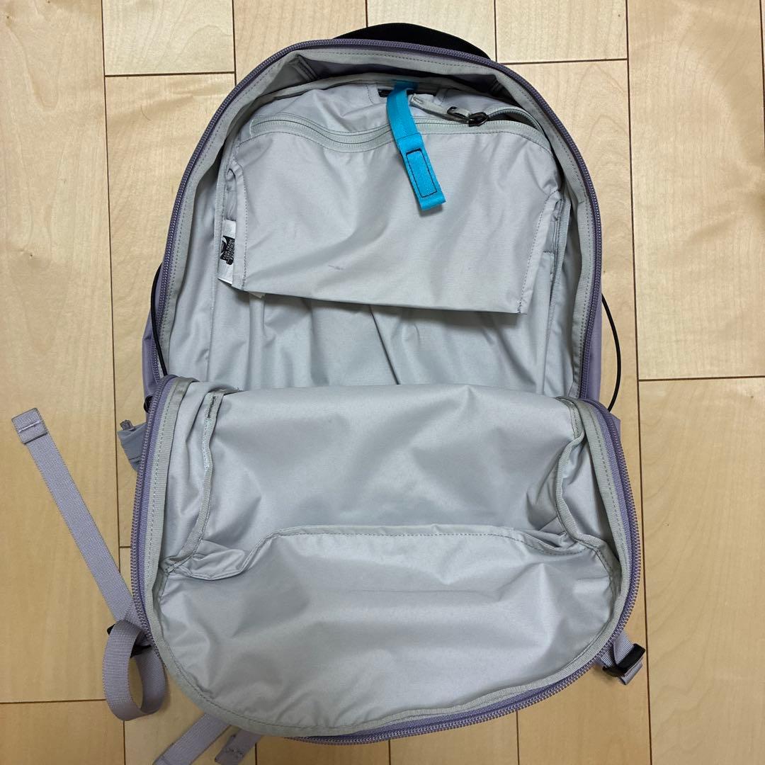 美品国内正規品アークテリクス mantis16 velocity パープル