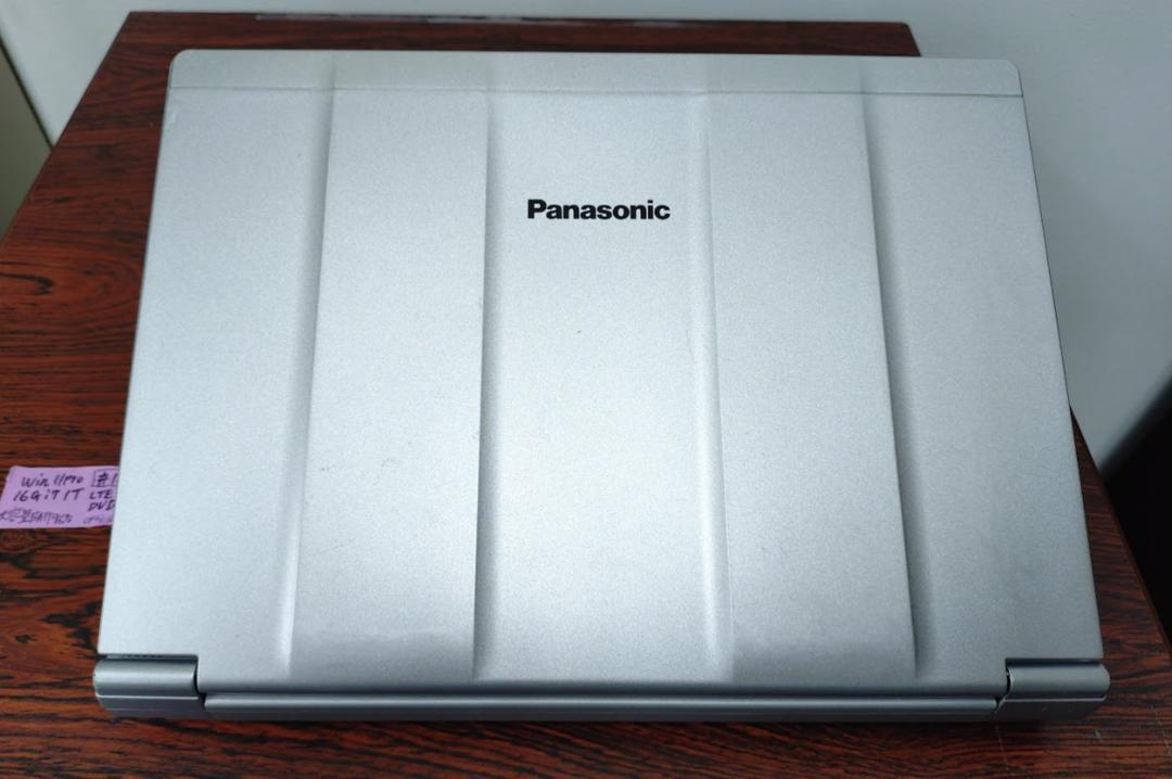 #18 Panasonic レッツノート SV8！爆速希少最上級グレード