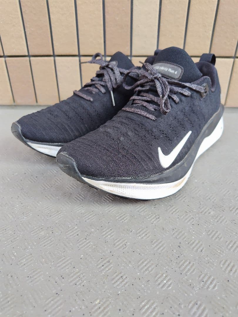 ナイキ　インフィニティラン4　28cm