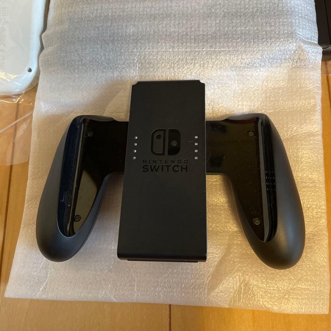 Nintendo Switch 有機ELモデル ホワイト　任天堂　完品　本体