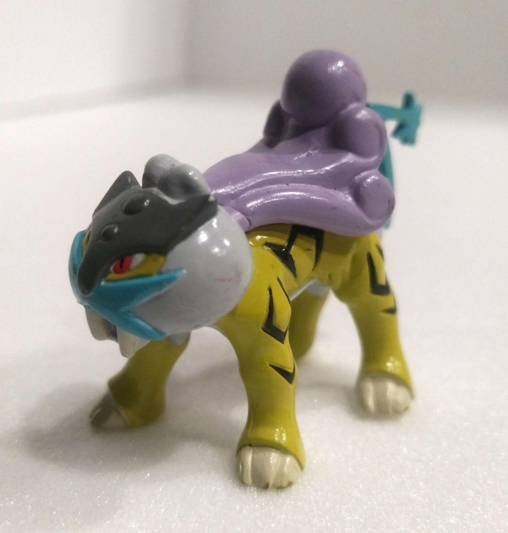 ポケモン金銀】エンテイ、ライコウ、スイクンのフィギュアを合体