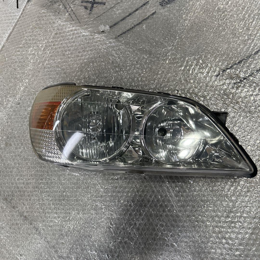 アルテッツァ　ヘッドライト　右　koito53-1 ジャンク品